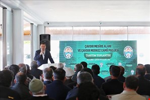 Başkan Ulutaş mesire alanı ve cami projesini tanıttı